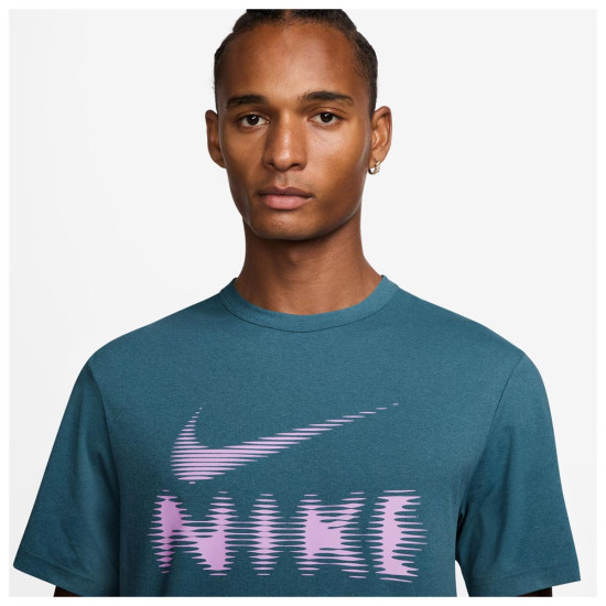 Nike Ανδρική κοντομάνικη μπλούζα Hyverse Dri-FIT UV Versatile Tee